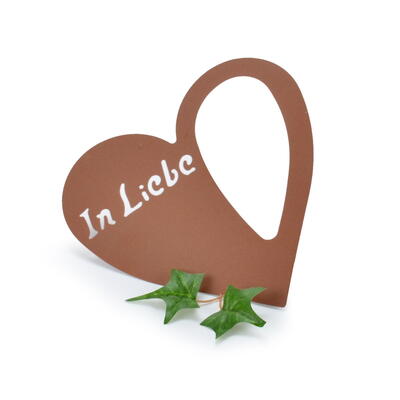 Trauerherz mit Draht und Schriftzug 'In Liebe', Grabschmuck, Trauerfloristik, Grabgestecke, Metallherz