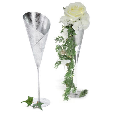 Trichtergef aus Metall, Metall-Gef, Metallvase, Dekogef aus Metall silber